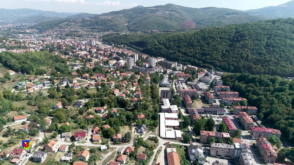 N Travnik dron 4k Moment